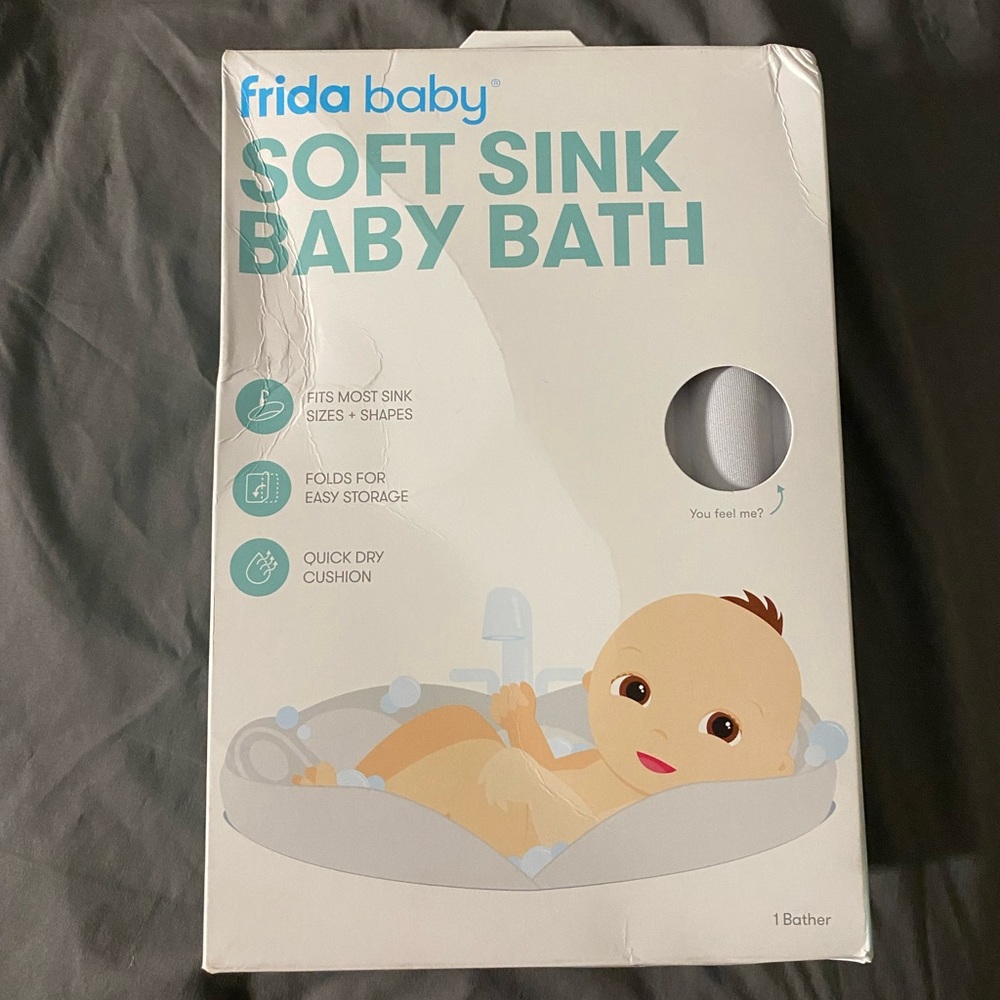 FridayBaby Soft Sink Baby Bath BRAND NEW